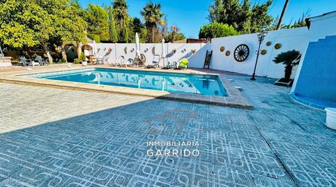 CHALET URBANO  EN LA YEDRA