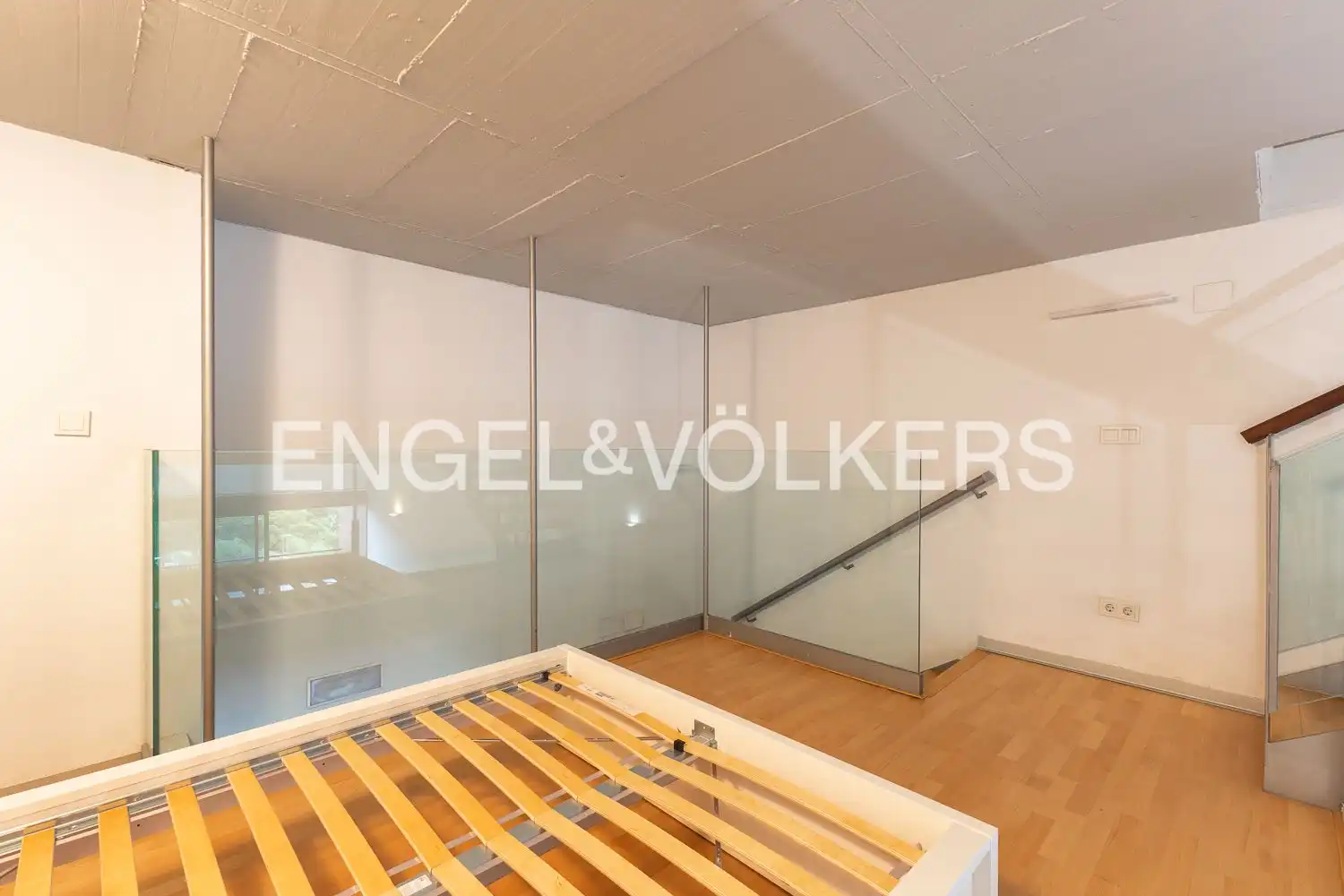 Piso de alquiler en Valencia con Aire acondicionado, Calefacción y Jardín privado
