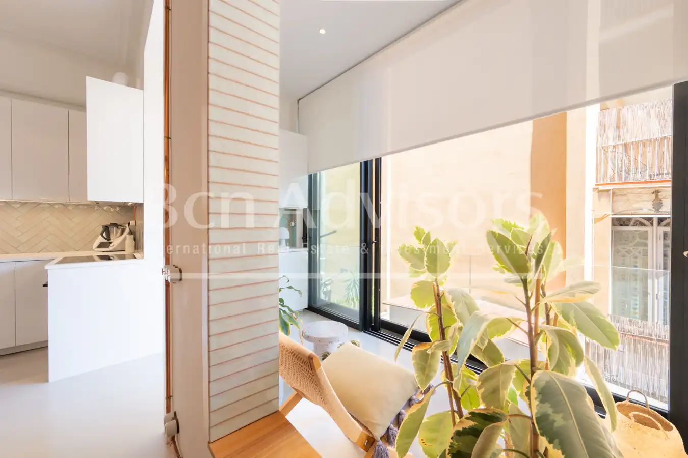Appartamento con terrazza in vendita a Carrer de València, imagen 5