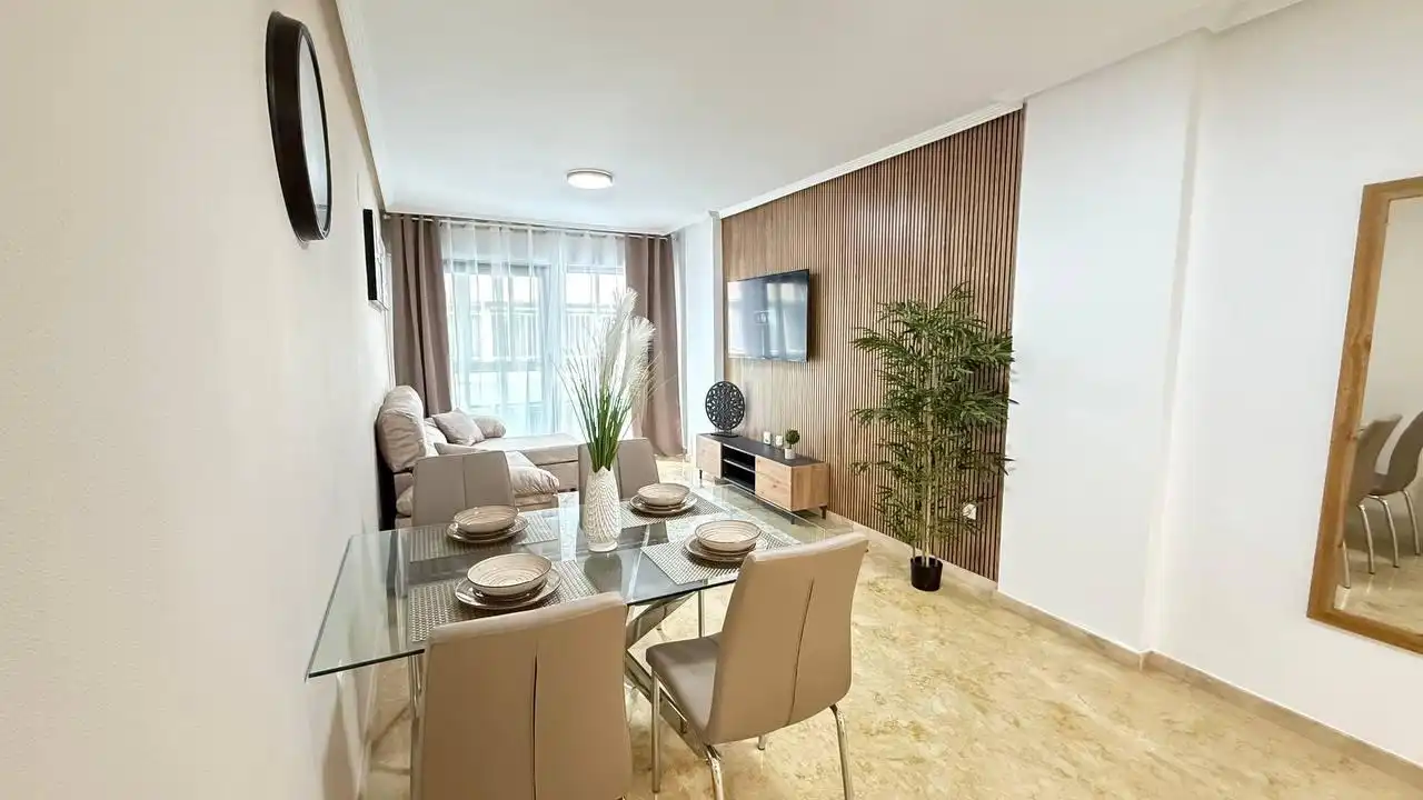 Apartamento con terraza en venta en Avenida PURISIMA