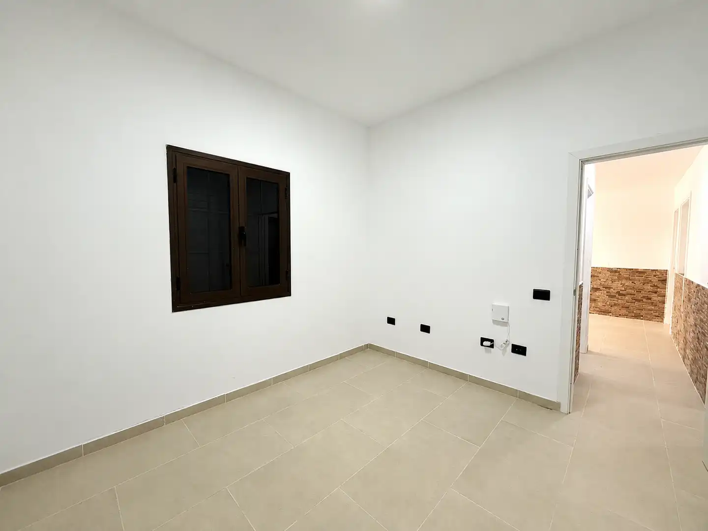 Wohnung zum Verkauf in Antigua mit Privatgarten, Terrasse und Alarm