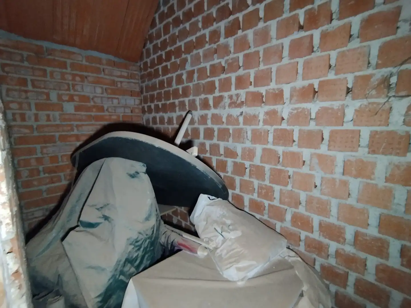 Casa adosada en venda en Tomelloso amb Terrassa i Balcó