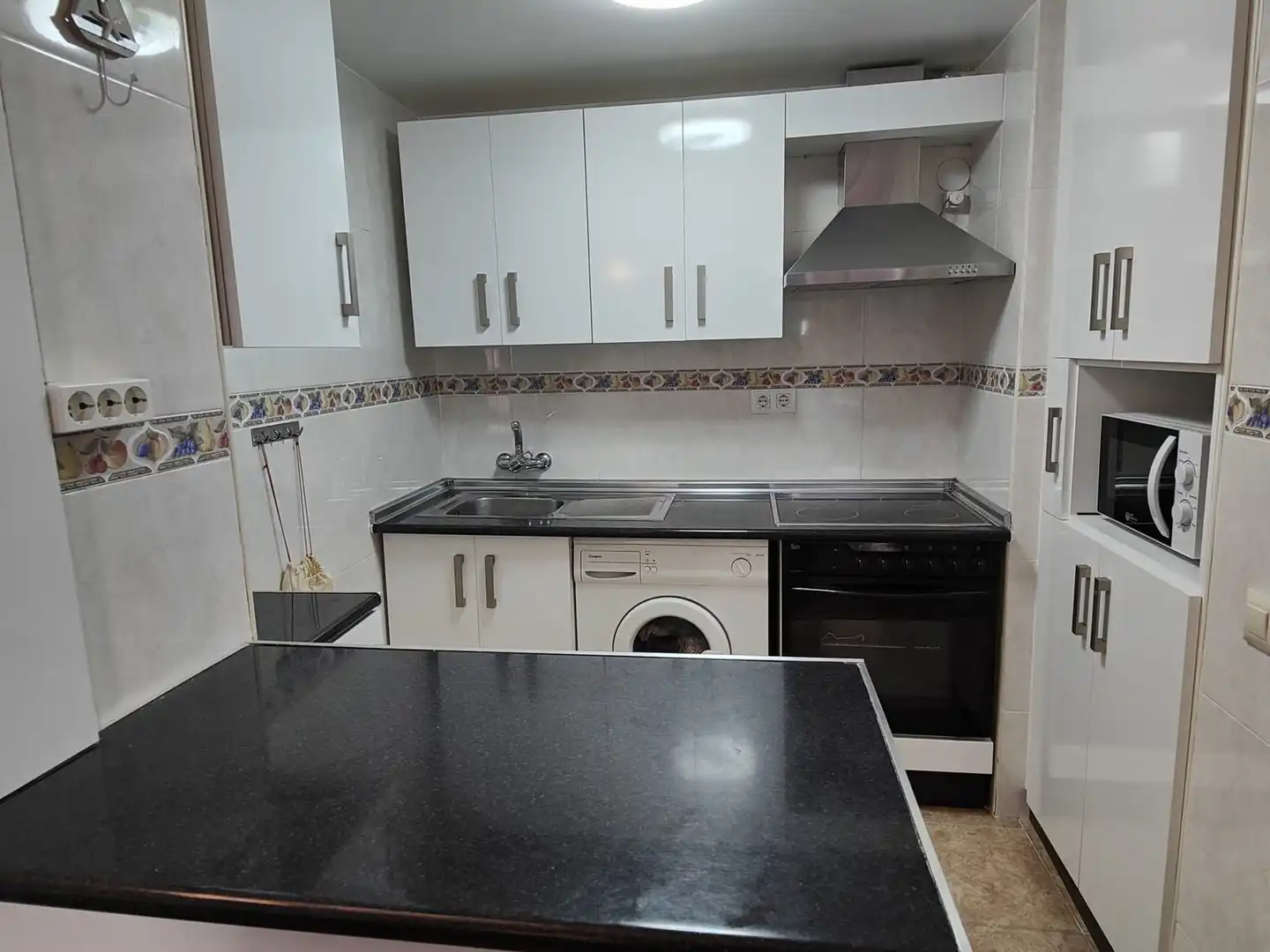 Flat with pool to rent in Paseo San Cristóbal 20, imagen 2