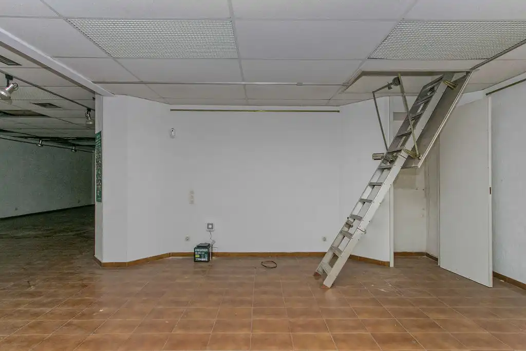 Business premises for sale in C/ Providencia, imagen 9