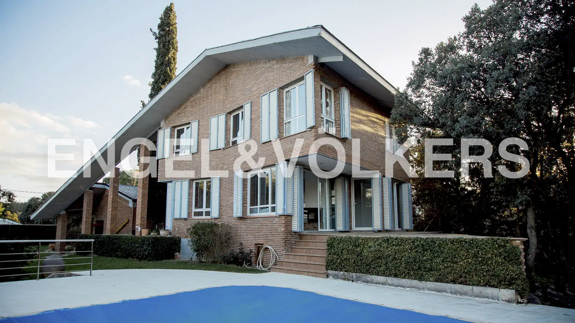 Exterior view of Houses for rent in El Boalo - Cerceda – Mataelpino  with Air Conditioner, Heating and Private garden