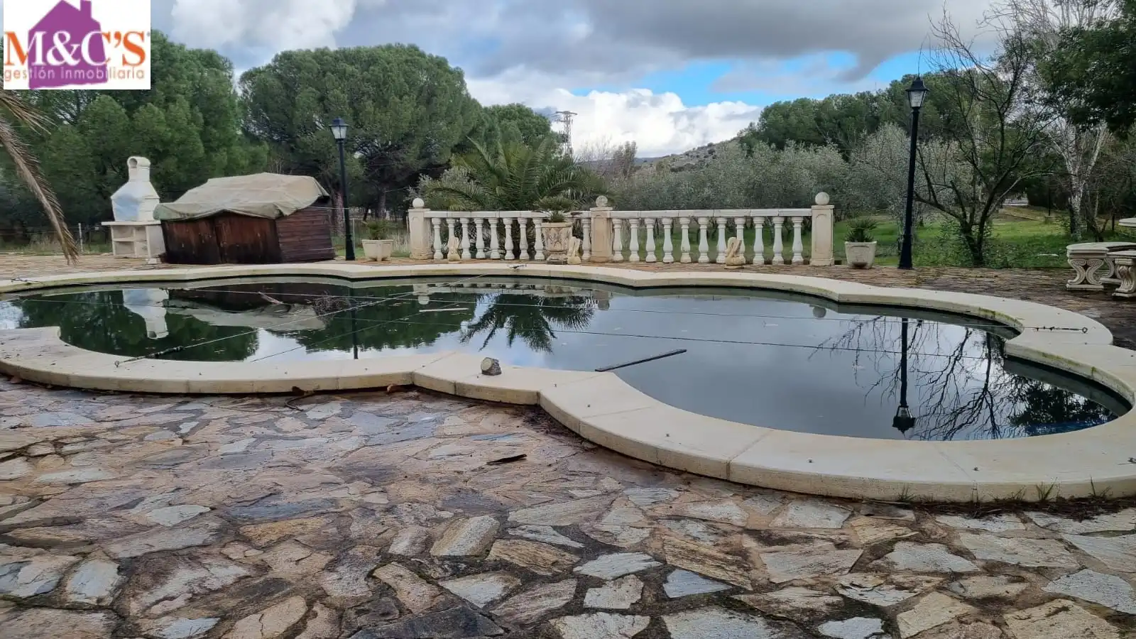 Piscina de Casa o xalet en venda en Cabezarrubias del Puerto amb Aire condicionat, Calefacció i Jardí privat