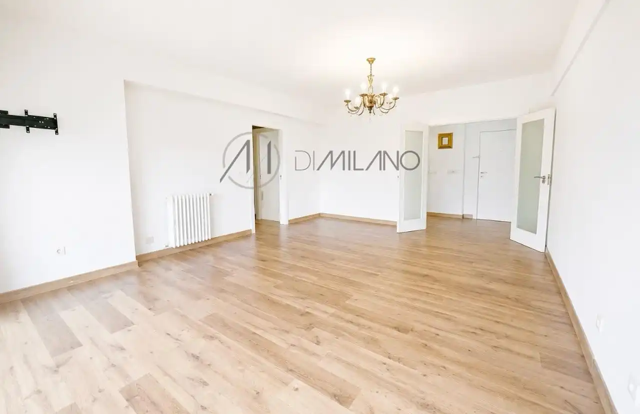 Dining room of Flat for sale in Pontevedra Capital   with Heating, Storage room and Balcony