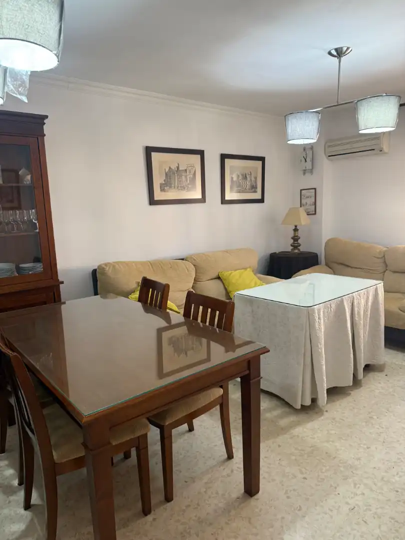 Comedor de Apartamento en venta en Badajoz con Aire acondicionado, Lavadora y Microondas