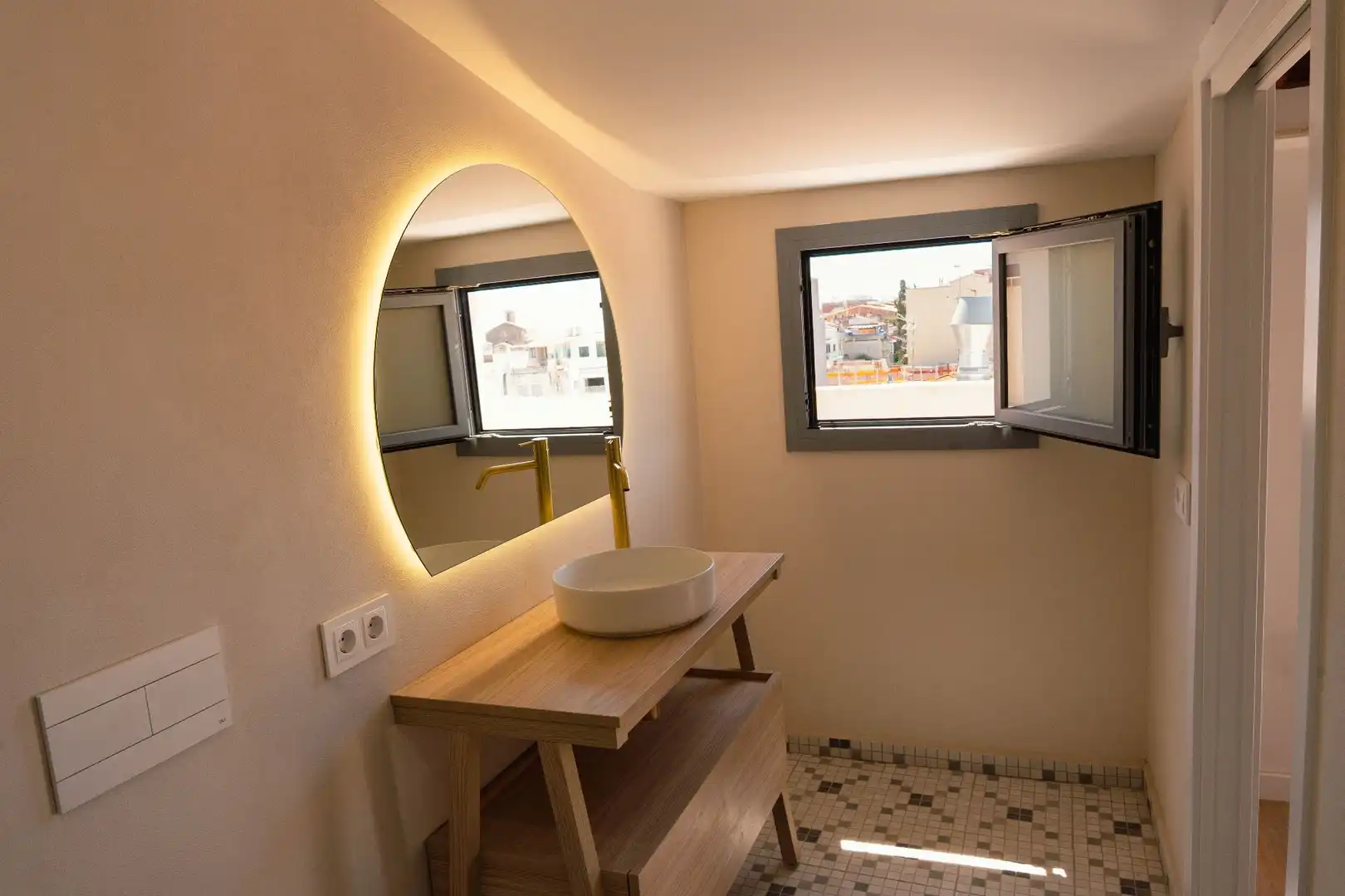 Piso con ascensor en venta en Pujada del Cinto, imagen 7