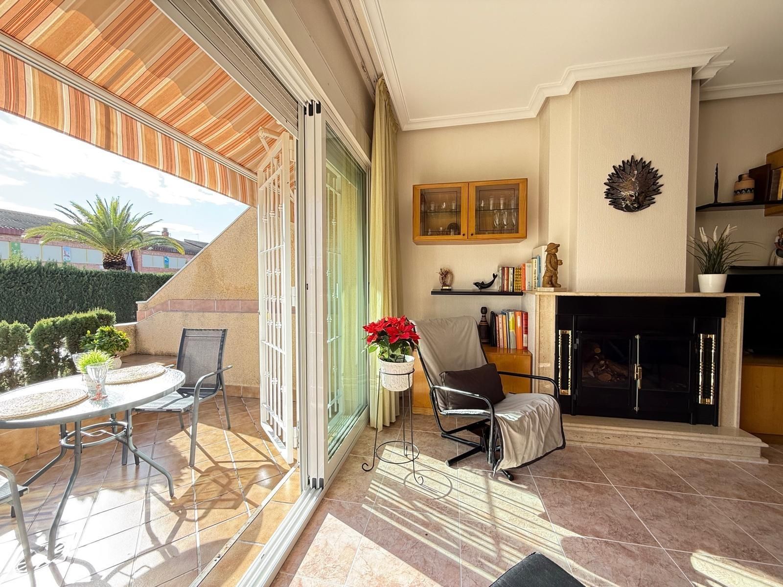 Sala d'estar de Casa o xalet en venda en Molina de Segura amb Aire condicionat, Calefacció i Jardí privat