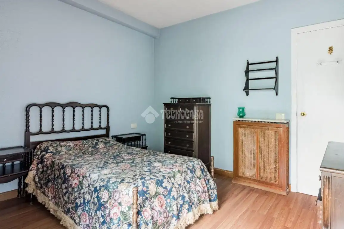 Schlafzimmer von Wohnung zum Verkauf in Madrid mit Klimaanlage