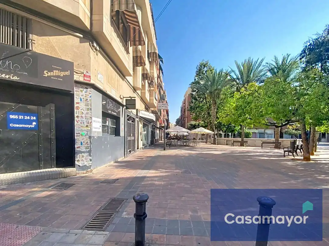 Vista exterior de Local en venta en Alicante / Alacant con Aire acondicionado