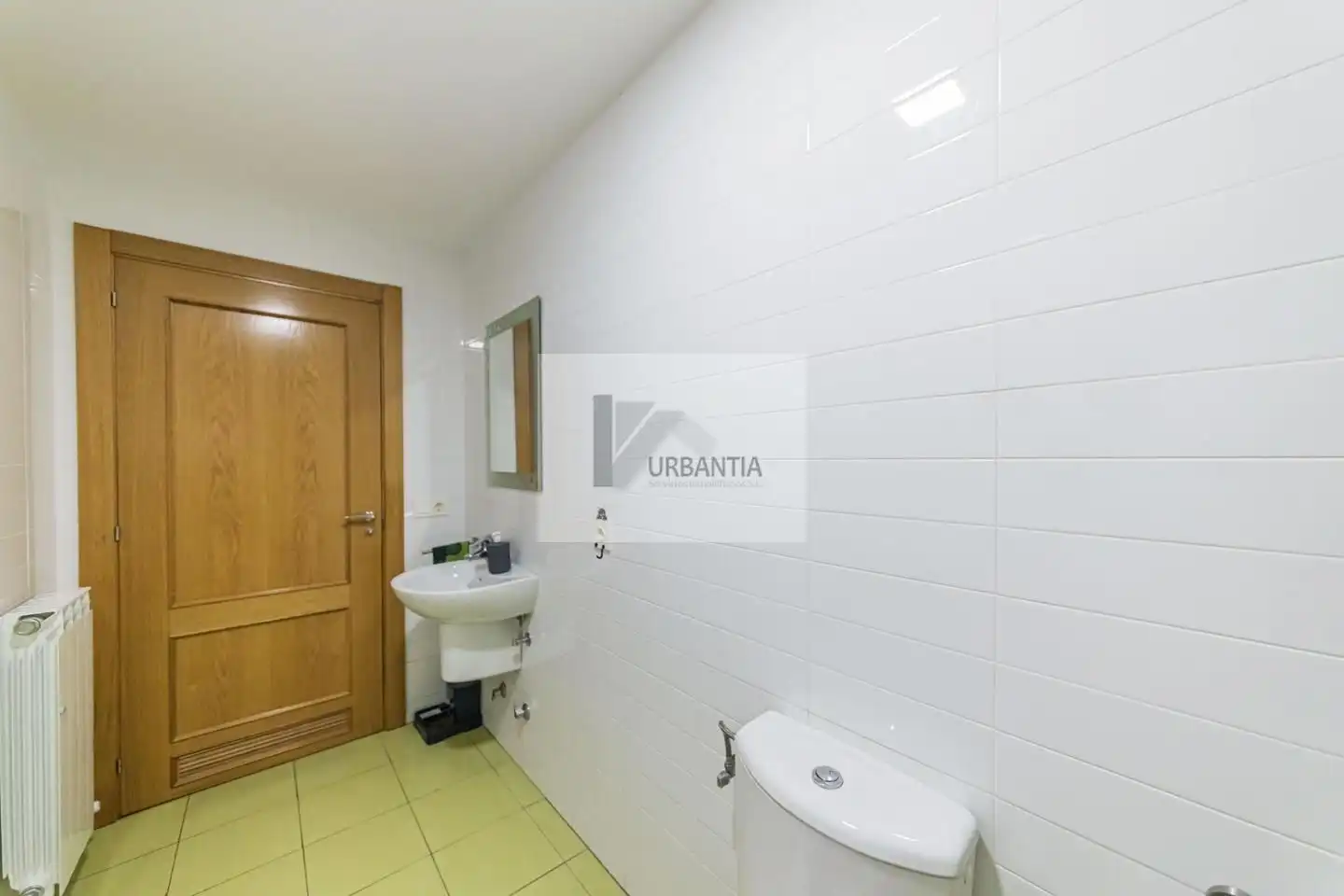 Baño de Casa adosada en venta en Cendea de Olza / Oltza Zendea con Calefacción, Jardín privado y Parquet