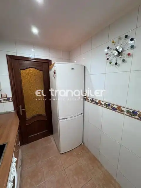 Kitchen of Flat for rent in Madrid  with Air Conditioner, Furnished and Washing machine