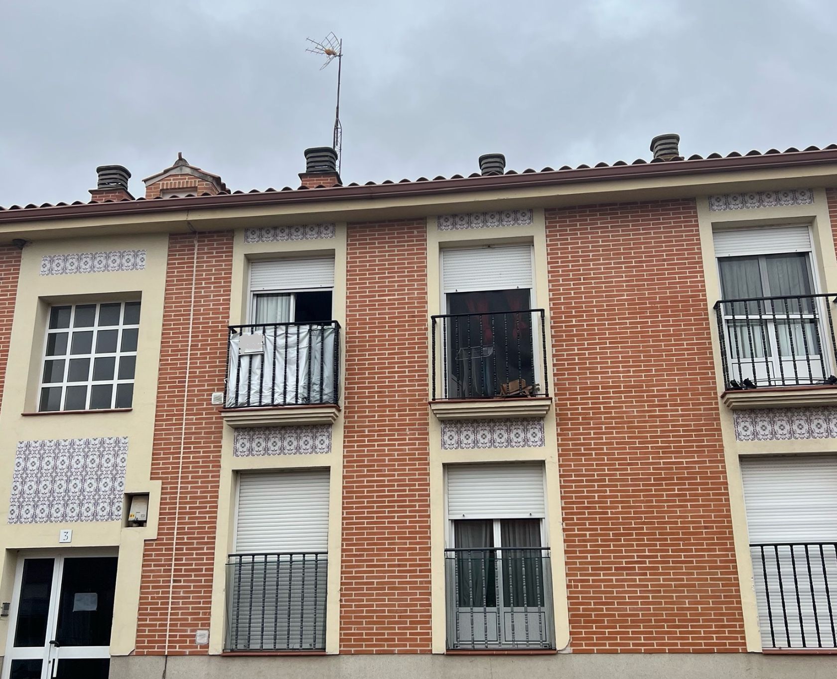Exterior view of Flat for sale in Matapozuelos  with Heating, Parquet flooring and Terrace