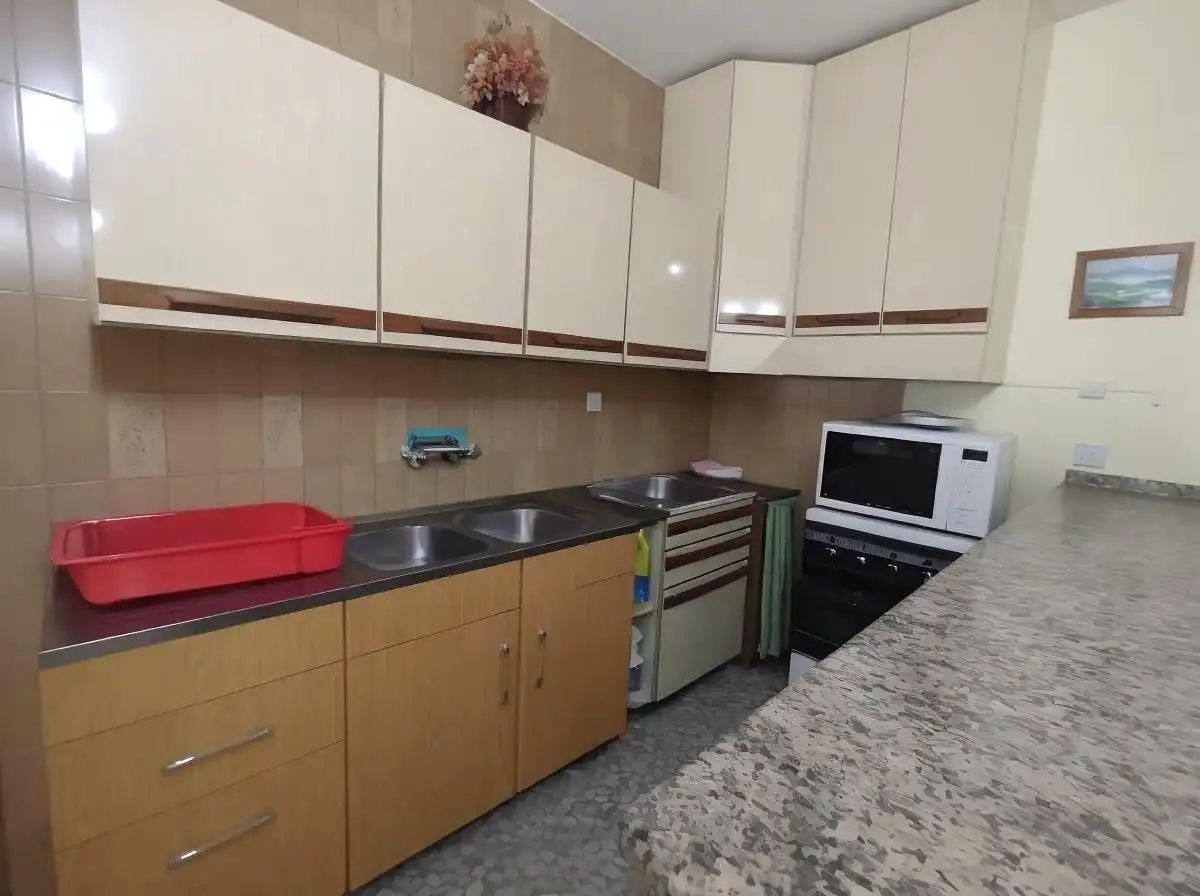 Cocina de Casa o chalet en venta en La Roda con Jardín privado, Terraza y Piscina