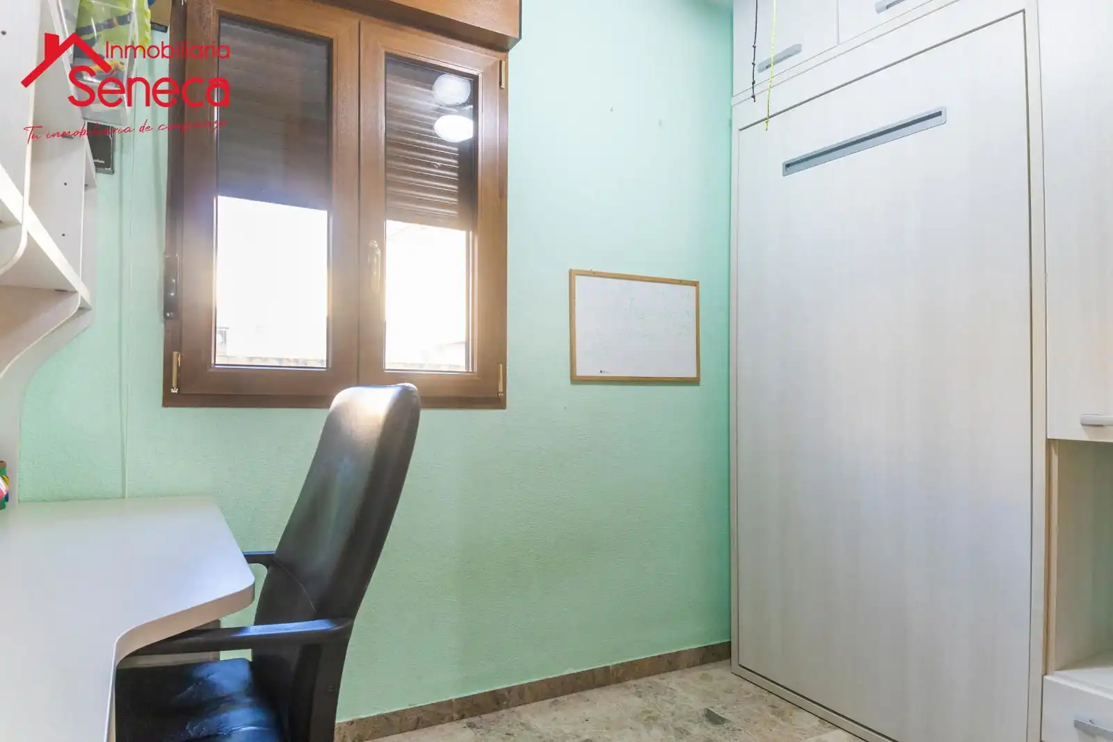 Schlafzimmer von Einfamilien-Reihenhaus zum Verkauf in Córdoba mit Klimaanlage, Heizung und Terrasse