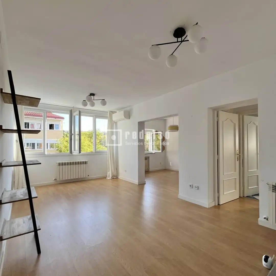 Habitación de Piso de alquiler en Madrid con Aire acondicionado, Calefacción y Amueblado