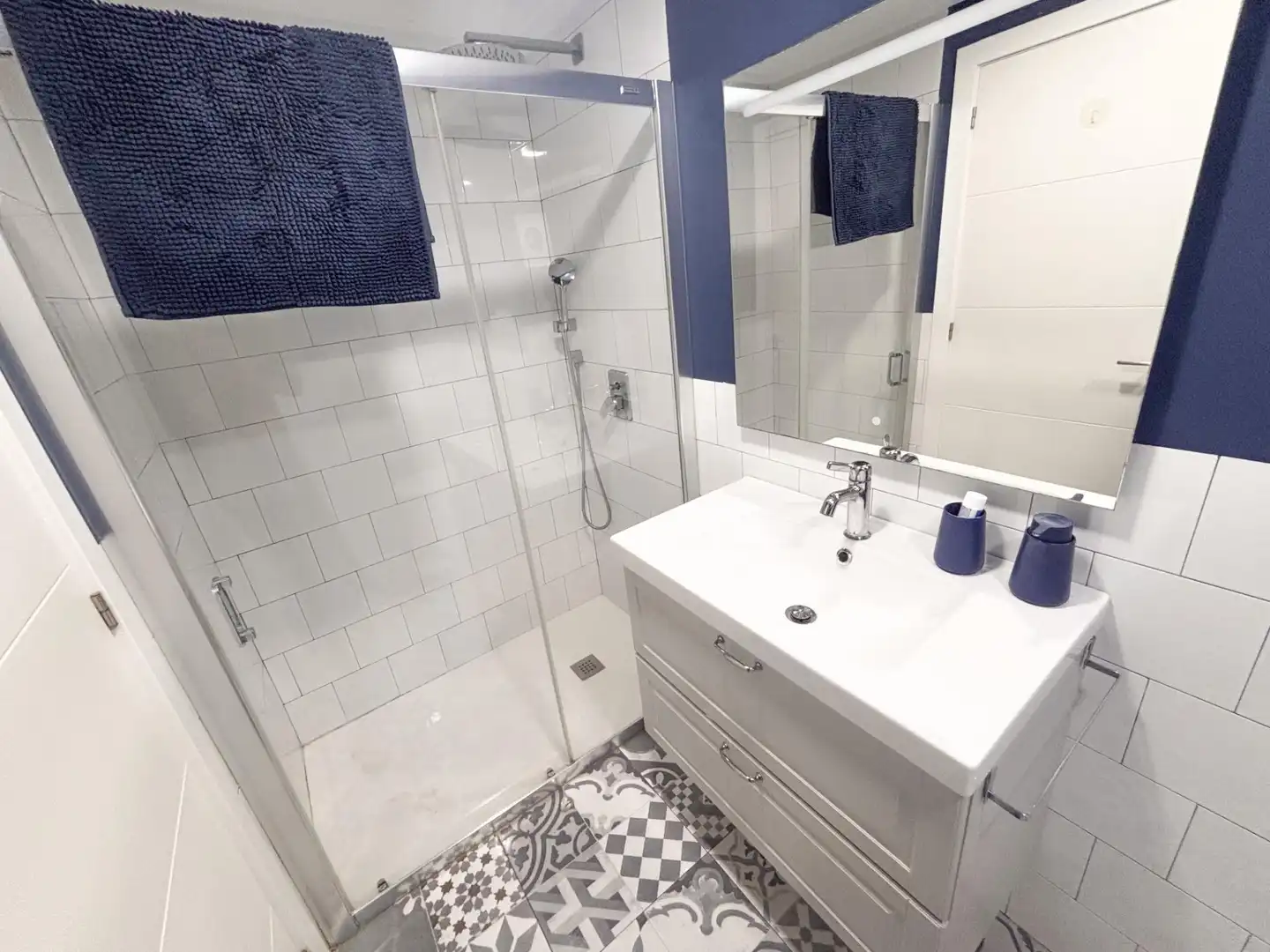 Badezimmer von Wohnung zum Verkauf in Torrevieja mit Klimaanlage, Möbliert und Balkon