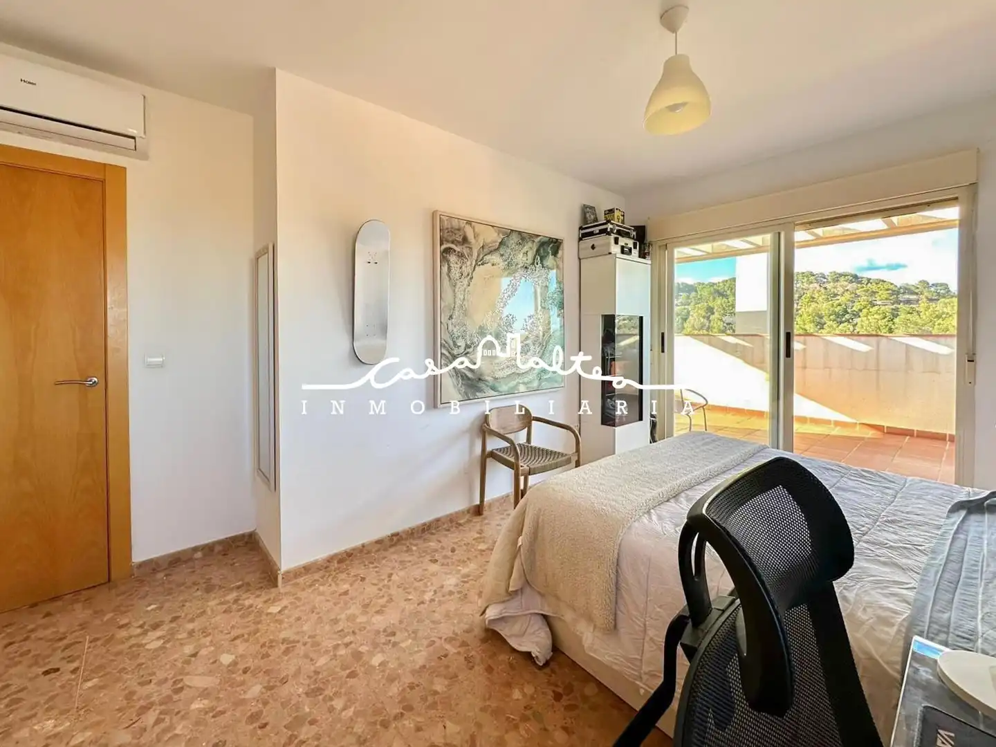 Habitación de Casa o chalet en venta en L'Alfàs del Pi con Aire acondicionado, Jardín privado y Terraza