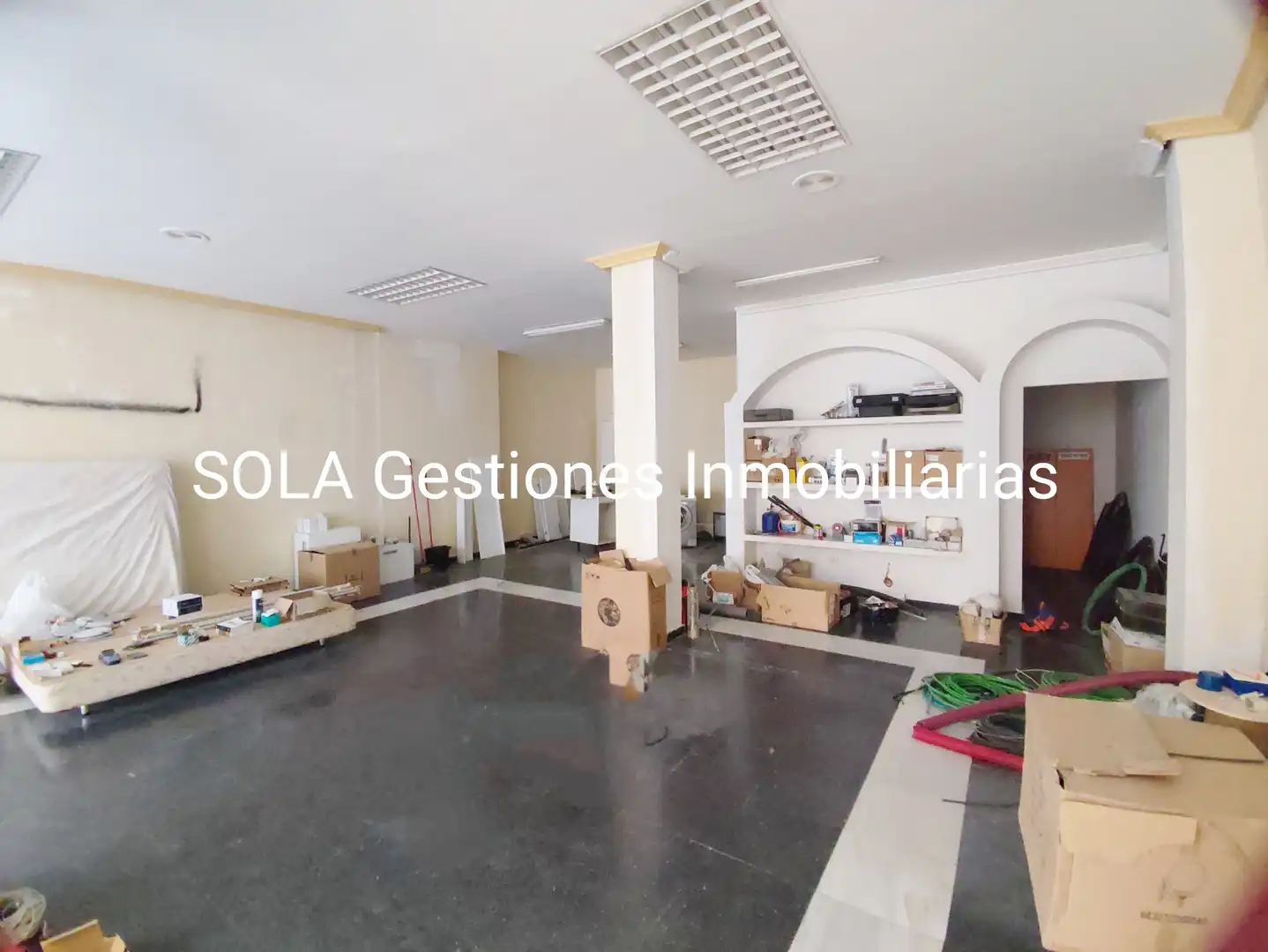 Local comercial en venda a Torreperogil, imagen 4