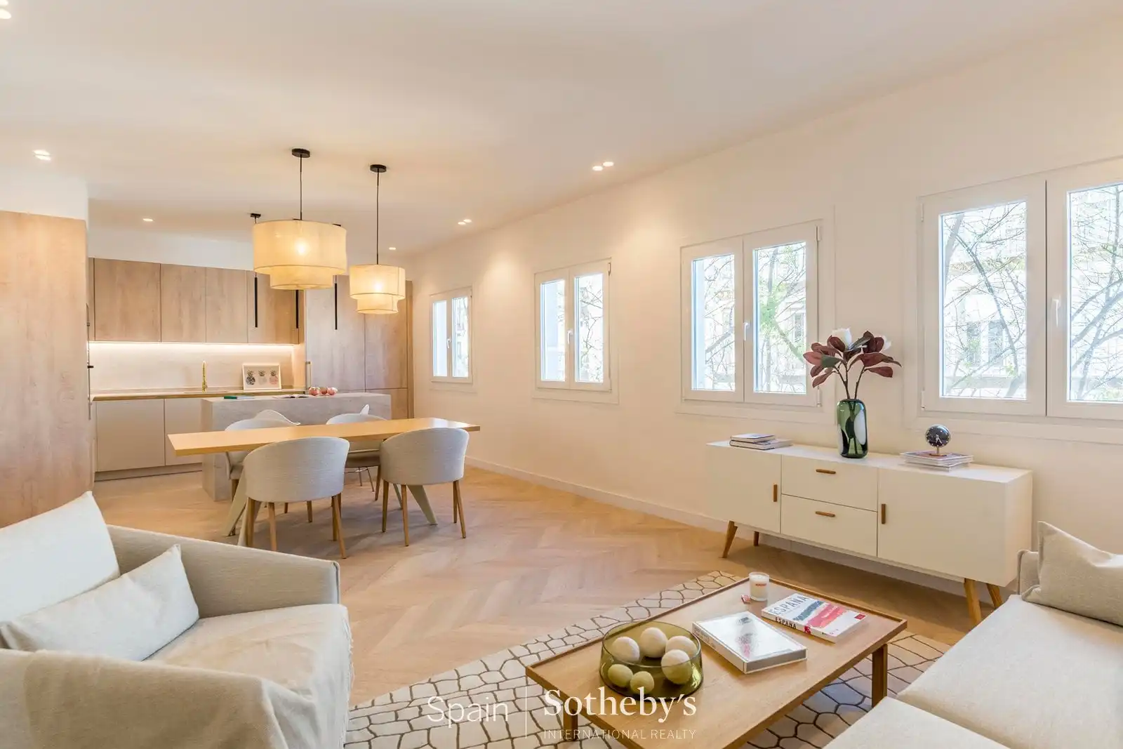 Appartement compact avec ascenseur à vendre à Calle del General Pardiñas