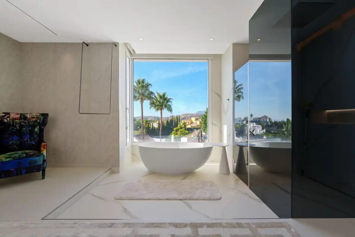 Chalet con piscina en venta en Benahavís pueblo, imagen 38