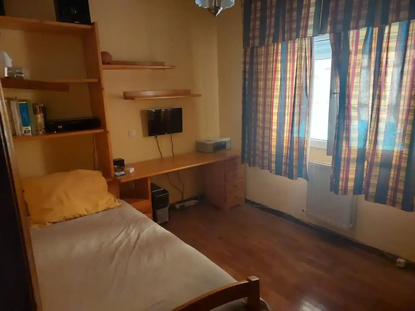 Bedroom of Detached homes for sale in Ciudad Real  with Private garden and Parquet flooring