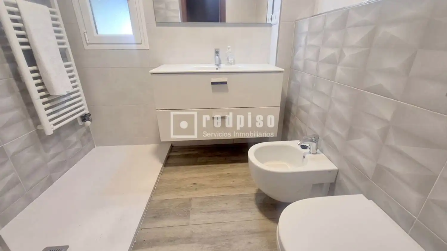 Bany de Casa o xalet en venda en Getafe amb Aire condicionat, Calefacció i Terrassa