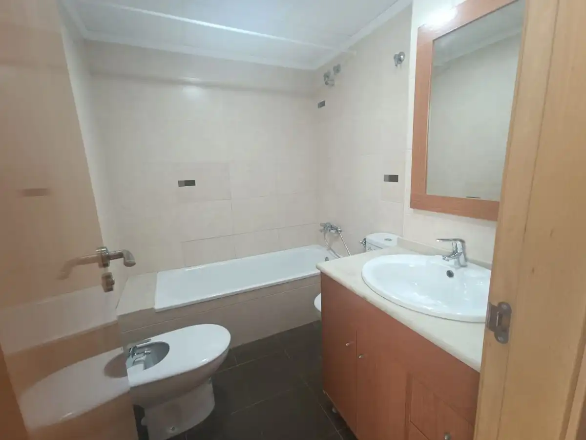 Bathroom of Apartments for rent in Playa