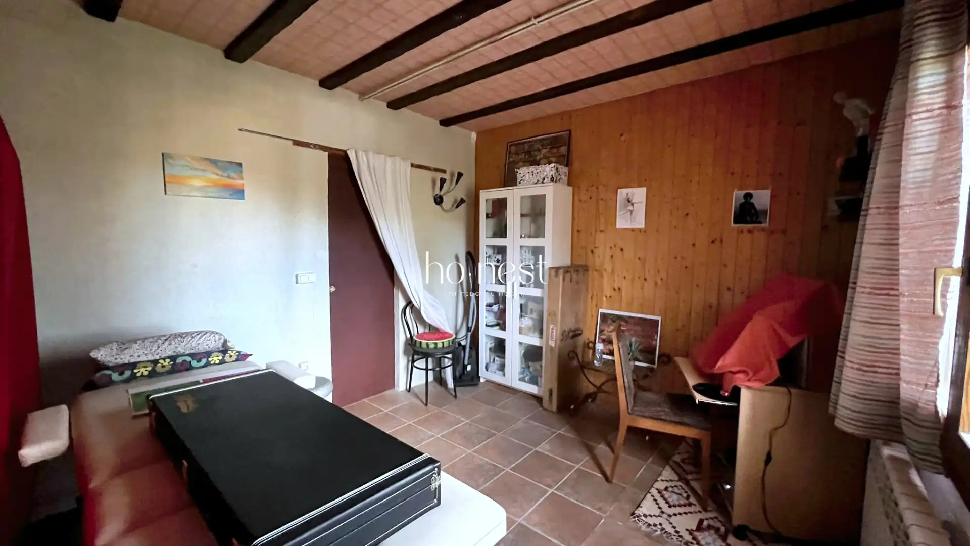 Dormitori de Casa o xalet en venda en Pontons amb Calefacció, Jardí privat i Terrassa