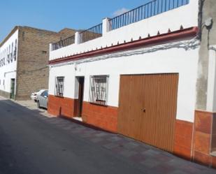 Vista exterior de Casa adosada en venda en Las Cabezas de San Juan