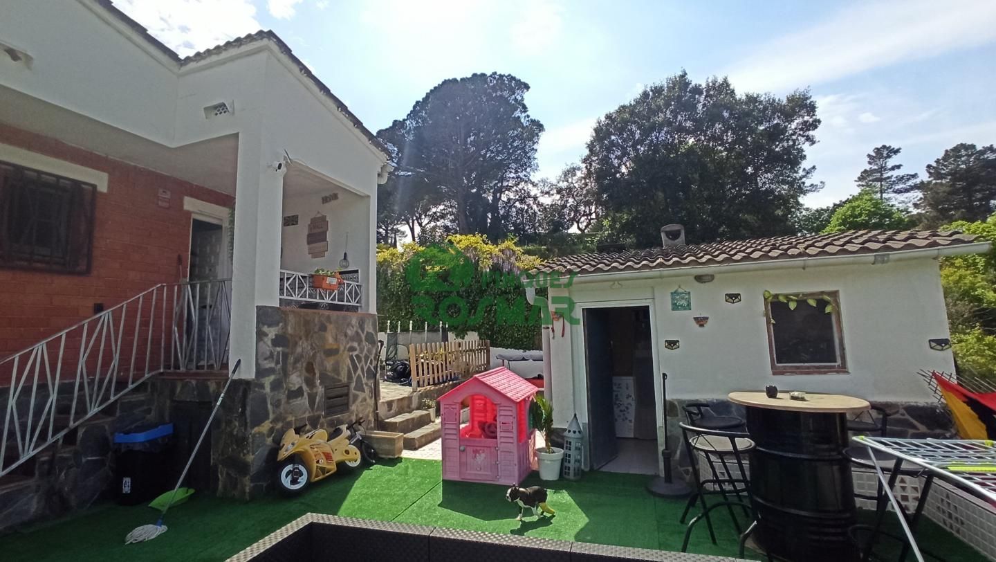 Jardí de Casa adosada en venda en Maçanet de la Selva amb Aire condicionat i Jardí privat