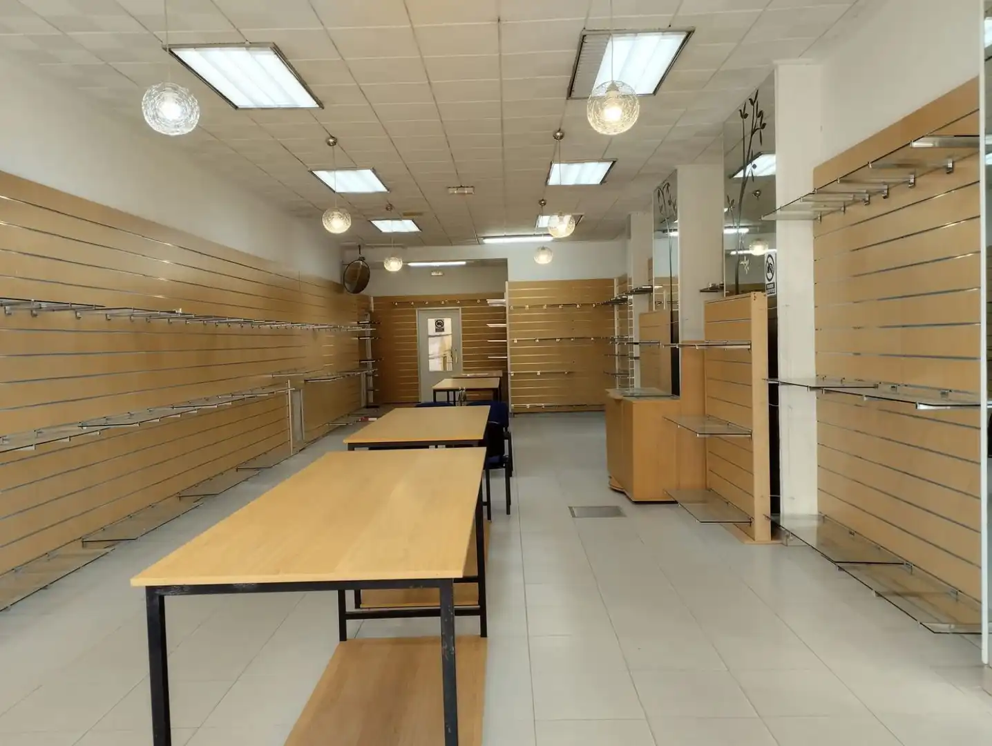 Local comercial de lloguer a Centro, imagen 3