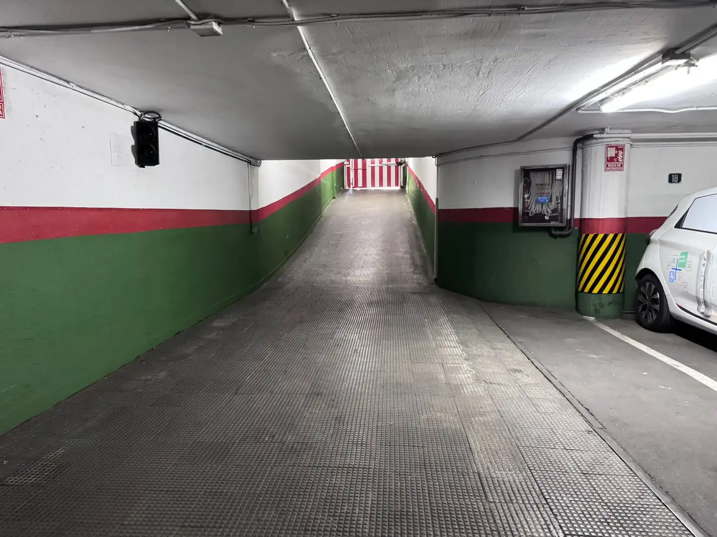 Aparcament de Garatge de lloguer en Madrid