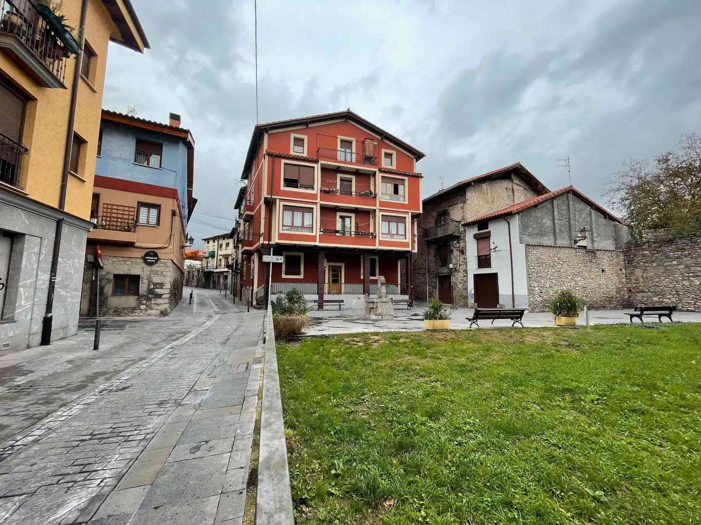 Vista exterior de Residencial en venda en Urduña / Orduña