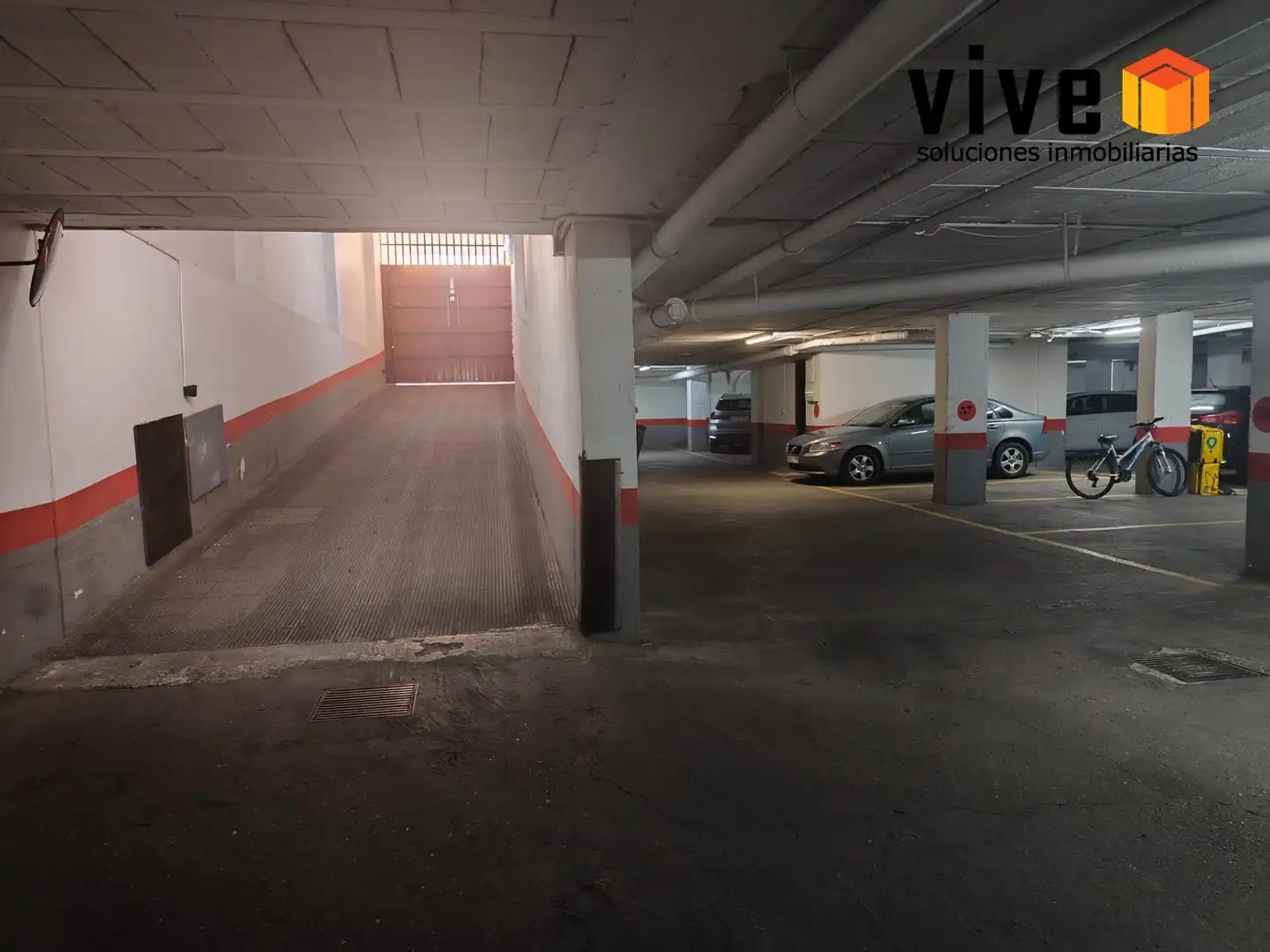 Parking of Flat for sale in Sevilla  with Air Conditioner and Terrace