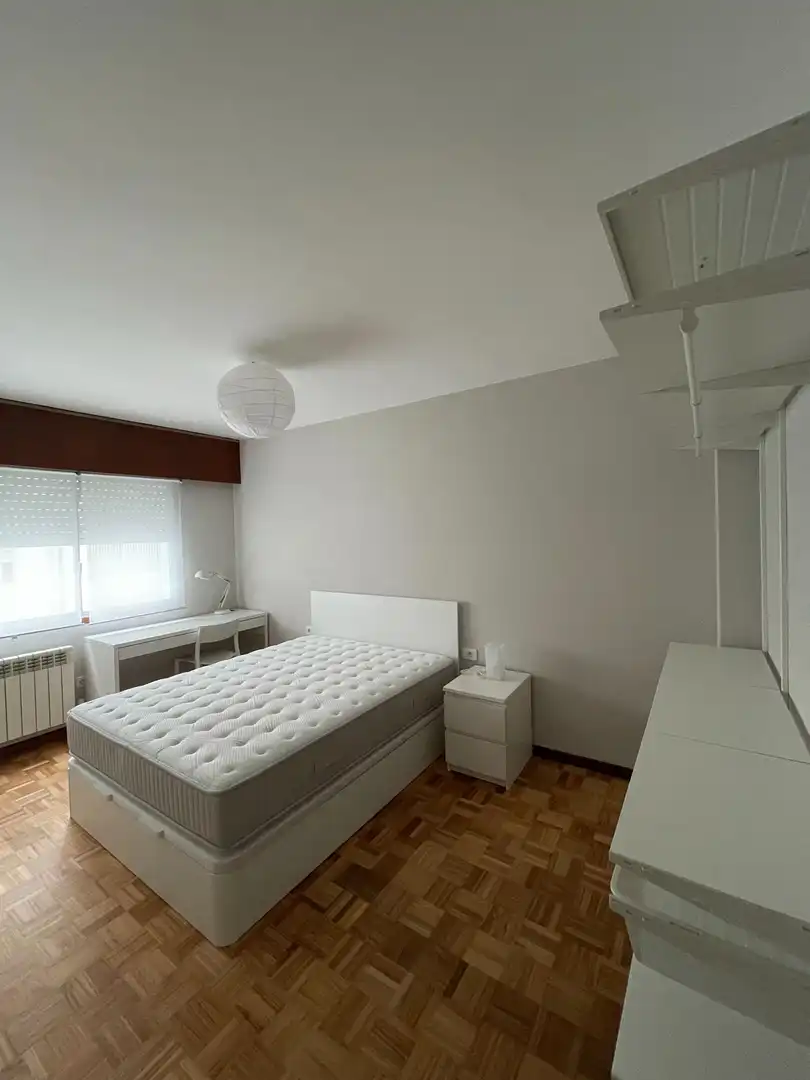 Habitación de Piso en venta en A Coruña Capital  con Calefacción y Trastero