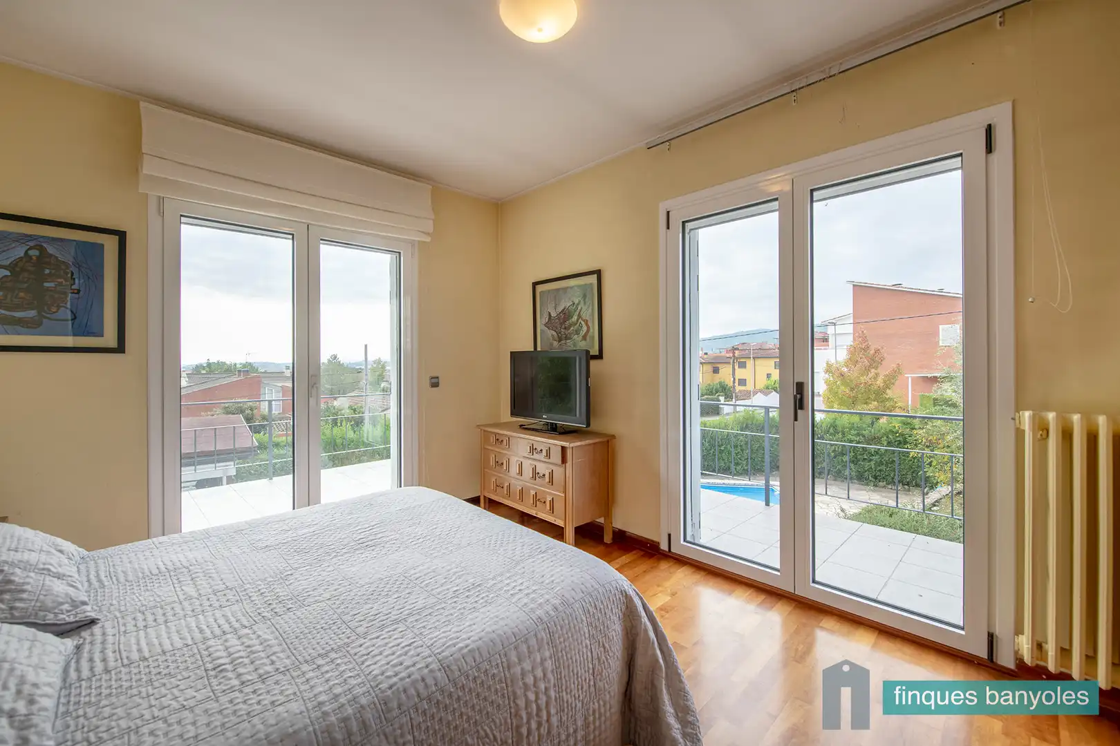 Bedroom of Houses for sale in Banyoles  with Air Conditioner, Heating and Private garden