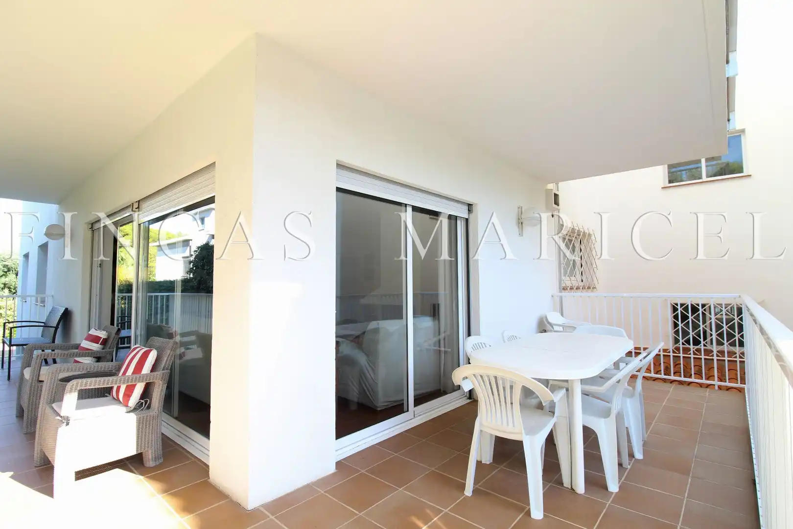 Terrasse von Wohnung zur Miete in Can Girona - Terramar - Vinyet
