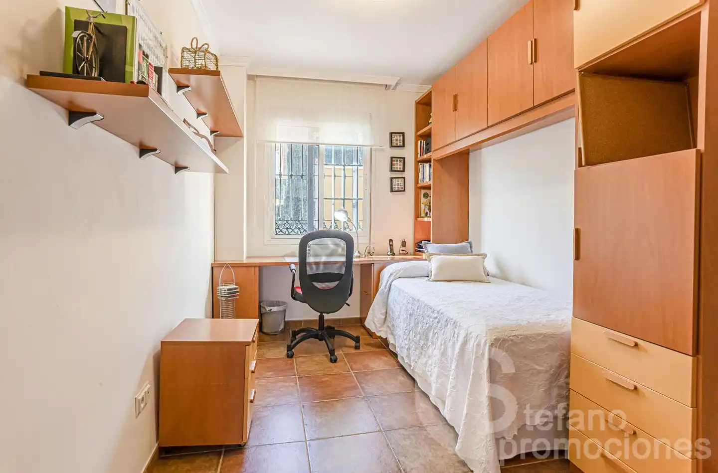Dormitori de Casa o xalet en venda en Málaga amb Aire condicionat, Jardí privat i Terrassa