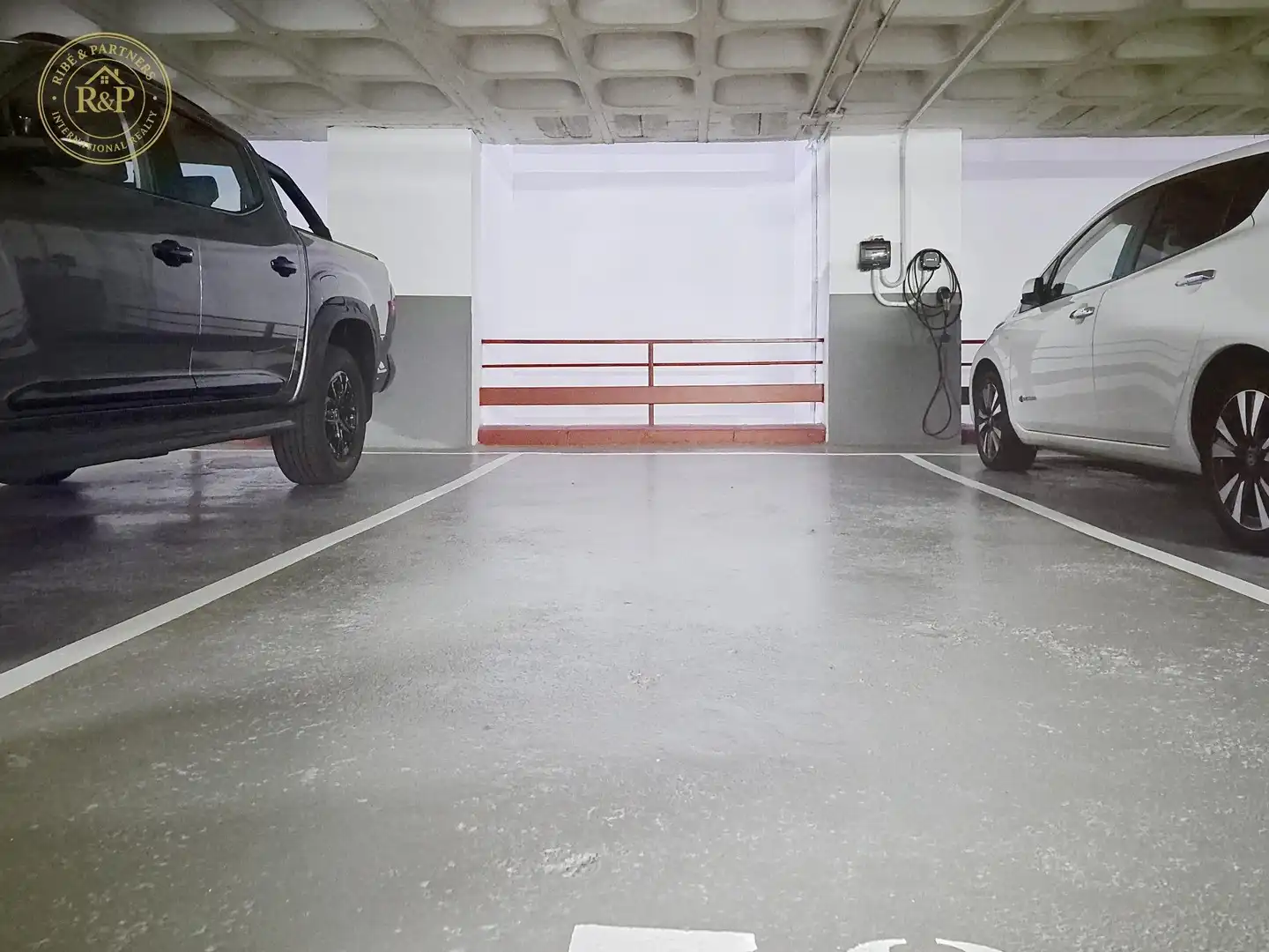 Parking of Flat for sale in Barcelona  with Heating, Storage room and Swimming Pool