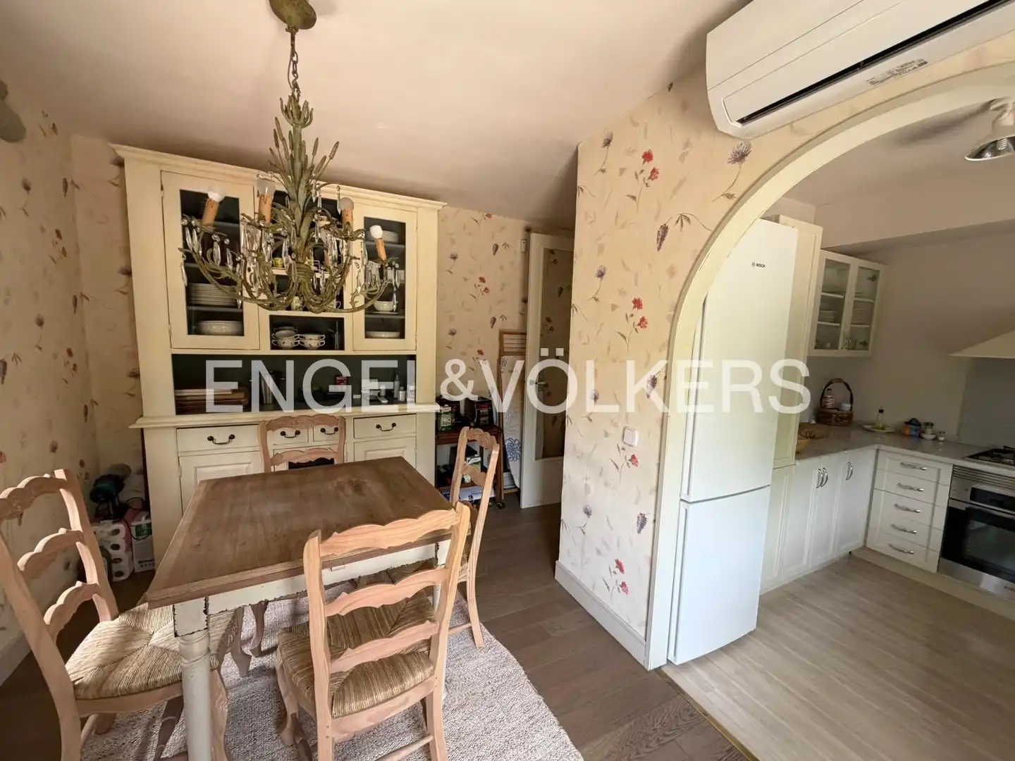 Comedor de Casa o chalet de alquiler en Soto del Real con Aire acondicionado, Calefacción y Jardín privado