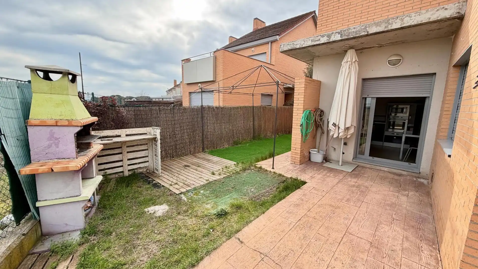 Garden of Single-family semi-detached for sale in Aldeamayor de San Martín  with Heating, Terrace and Swimming Pool