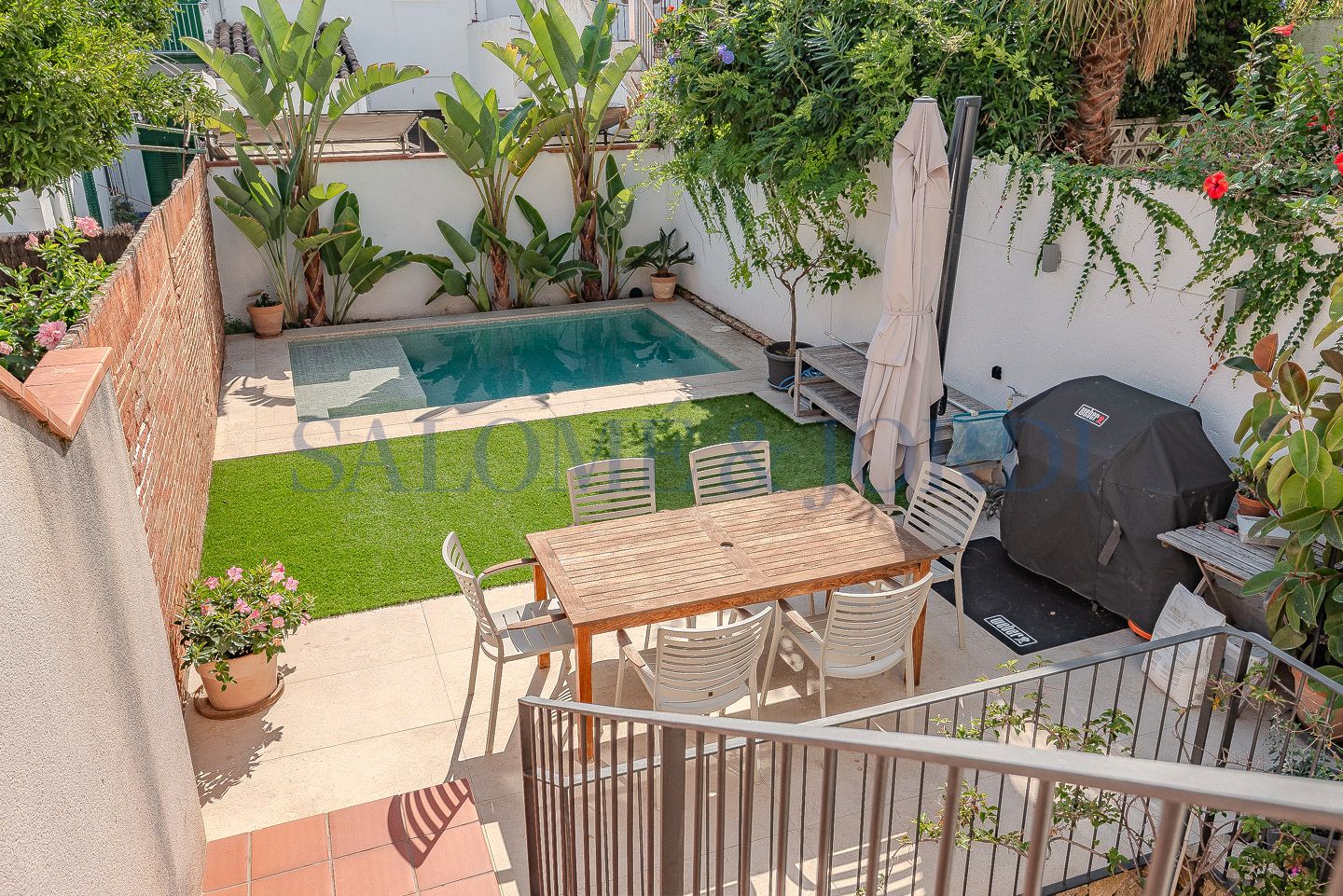 Terraza de Dúplex en venta en Vilassar de Mar con Aire acondicionado, Calefacción y Jardín privado