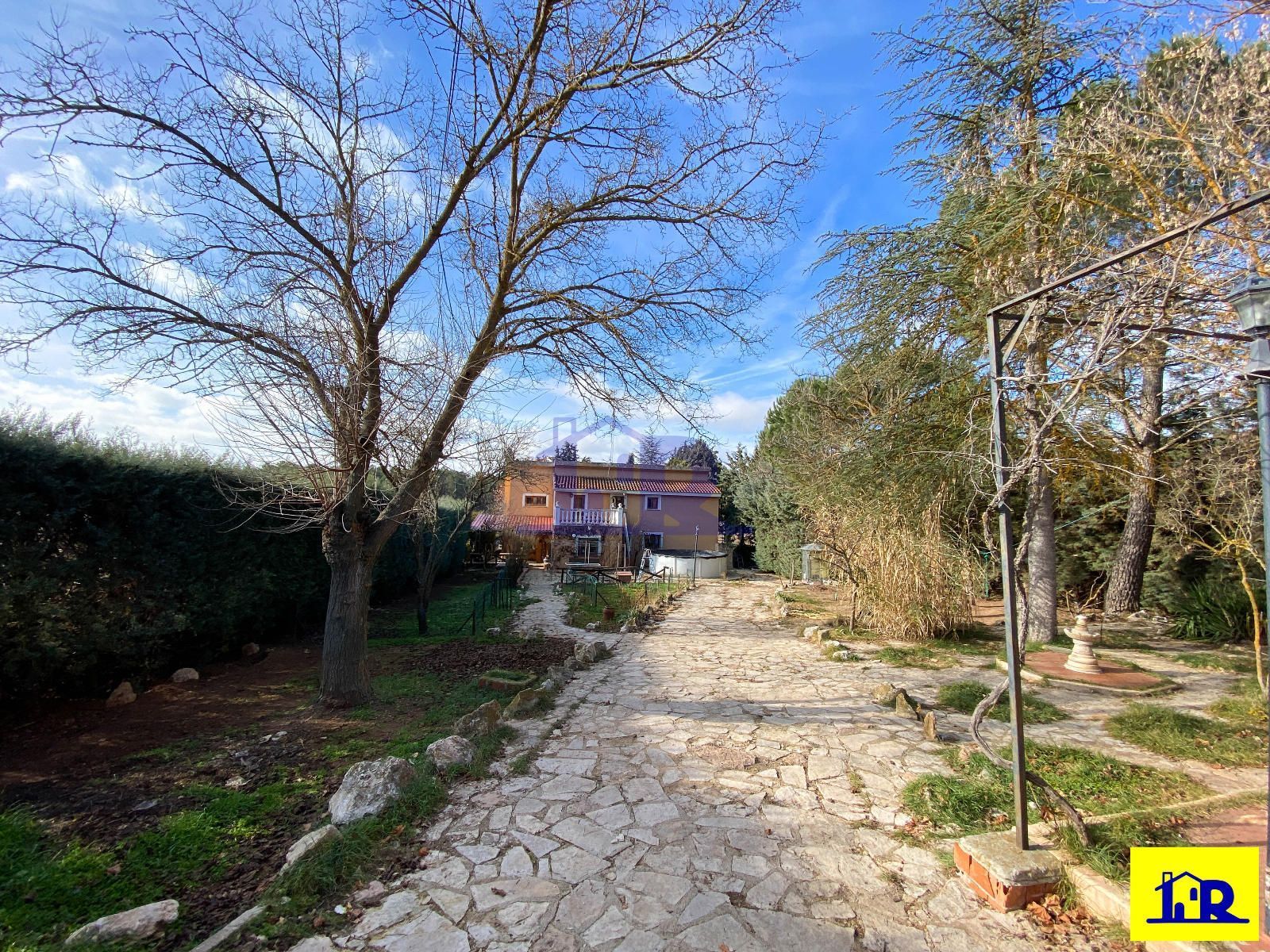 Garden of House or chalet for sale in Cuenca Capital  with Heating, Storage room and Furnished