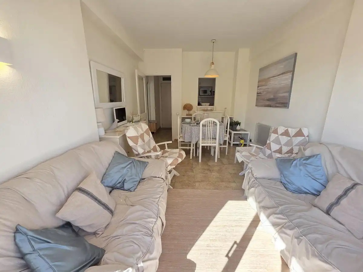 Sala de estar de Apartamento en venta en Fuengirola con Terraza y Amueblado