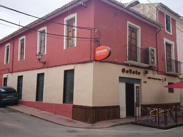 Local comercial en venda a Monóvar  / Monòver