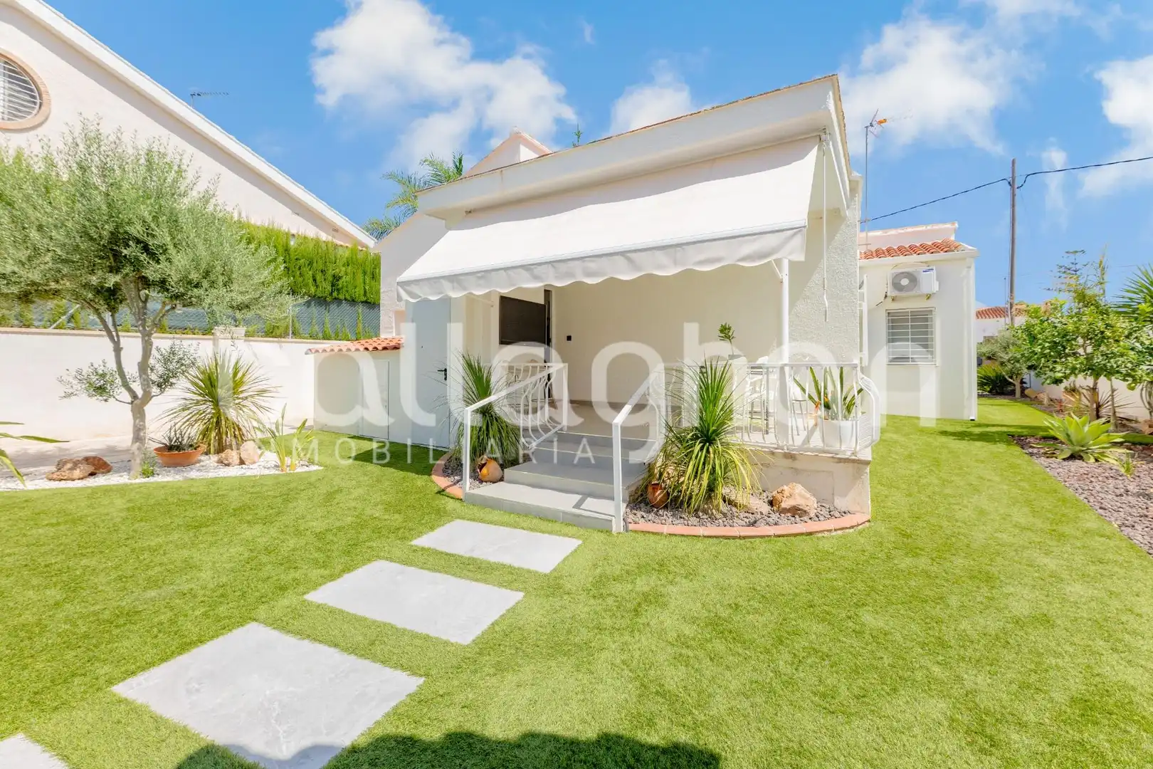 Terraza de Casa o chalet en venta en L'Eliana con Aire acondicionado, Calefacción y Piscina