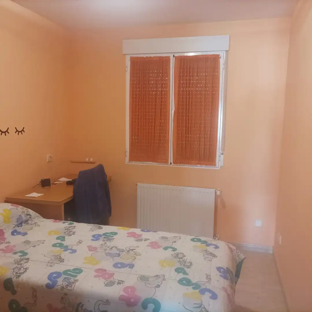 Habitación de Apartamento en venta en Quintanar de la Orden con Aire acondicionado, Calefacción y Parquet